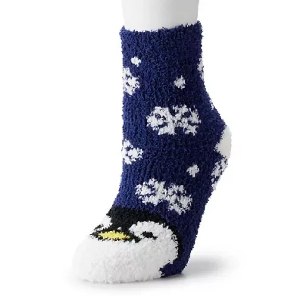 🔹️NWT Cozy Blue & White Penguin Crew Socks